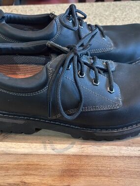 Skechers Black Lace-Up Women's Oxford-Style Shoes